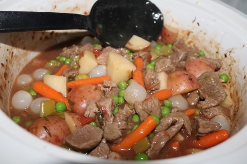 beef-stew-with-rosemary-and-pearl-onions-recipe-022-mobile