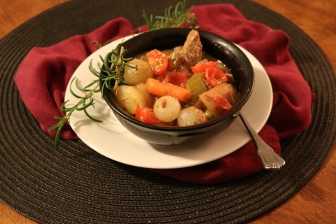 beef-stew-with-rosemary-and-pearl-onions-recipe-040-mobile